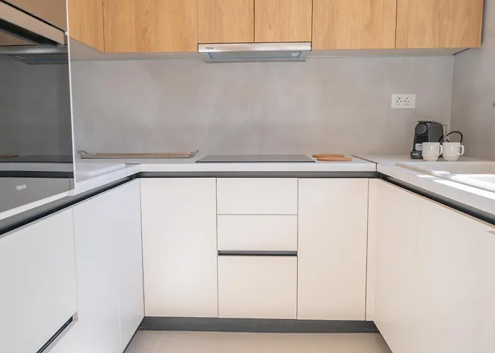 Michail Old Harbour 科斯镇