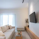 Michail Old Harbour Apartamento Cos