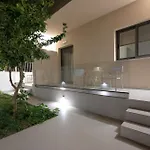 Michail Old Harbour Apartamento *