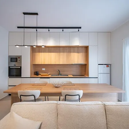 Michail Old Harbour Apartamento Cos