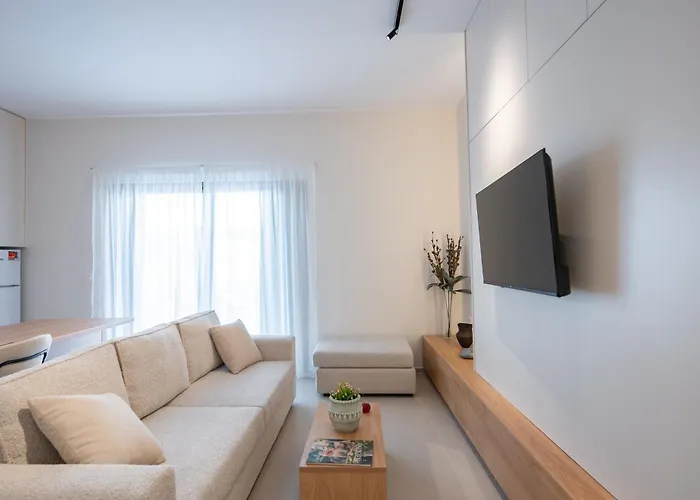 Michail Old Harbour Апартаменты Кос