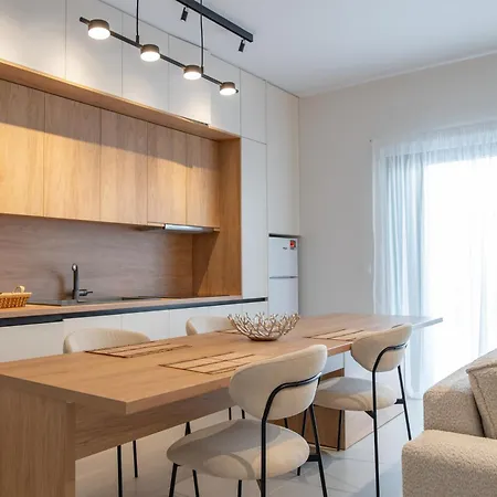 Michail Old Harbour Lägenhet