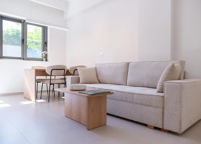 Daire Michail Old Harbour *